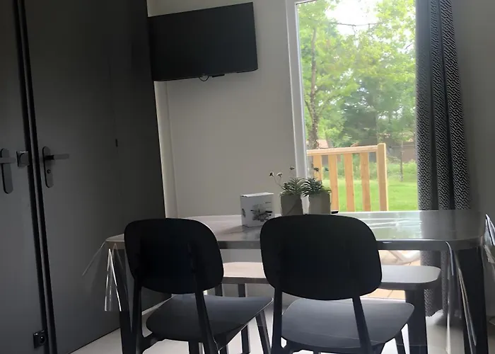 Mobilehome Vallon 49 *